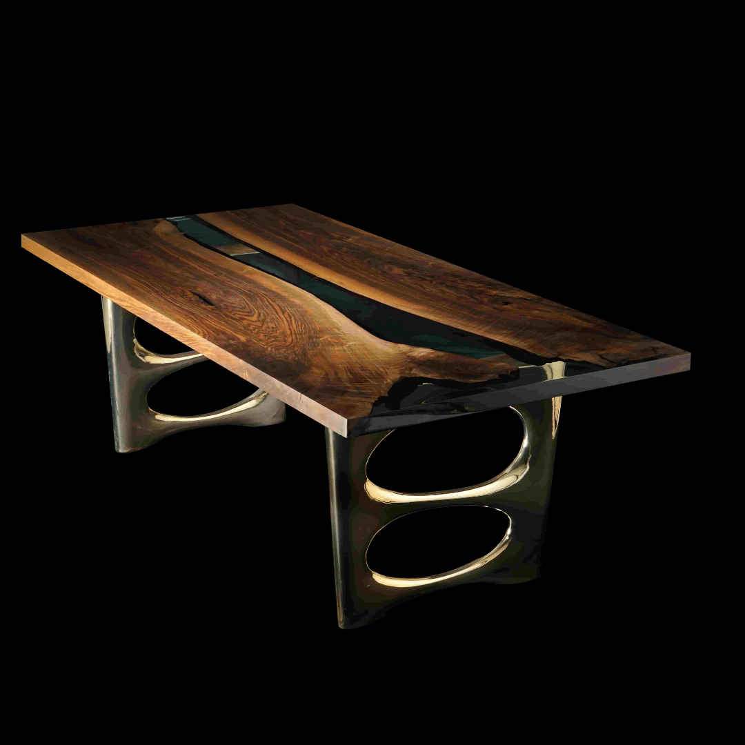 HENGO DINING TABLE