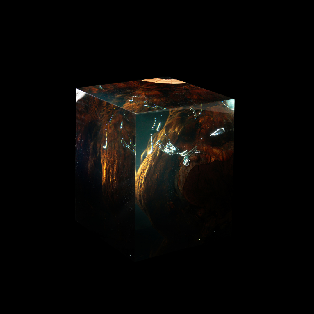 ELUB CUBE END TABLE