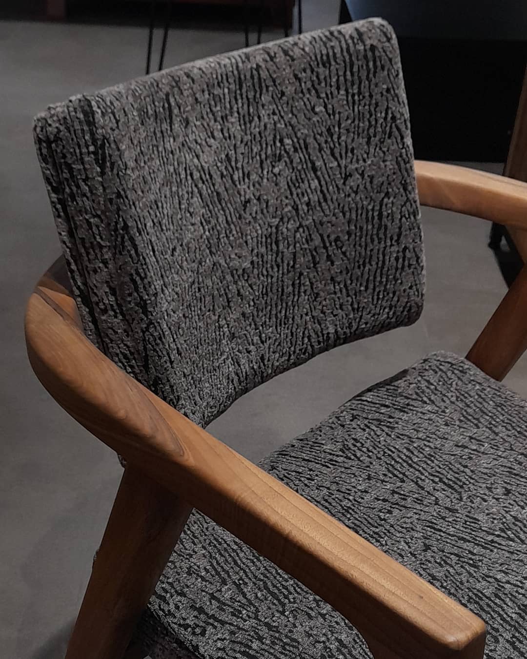 BELLE DINING CHAIR