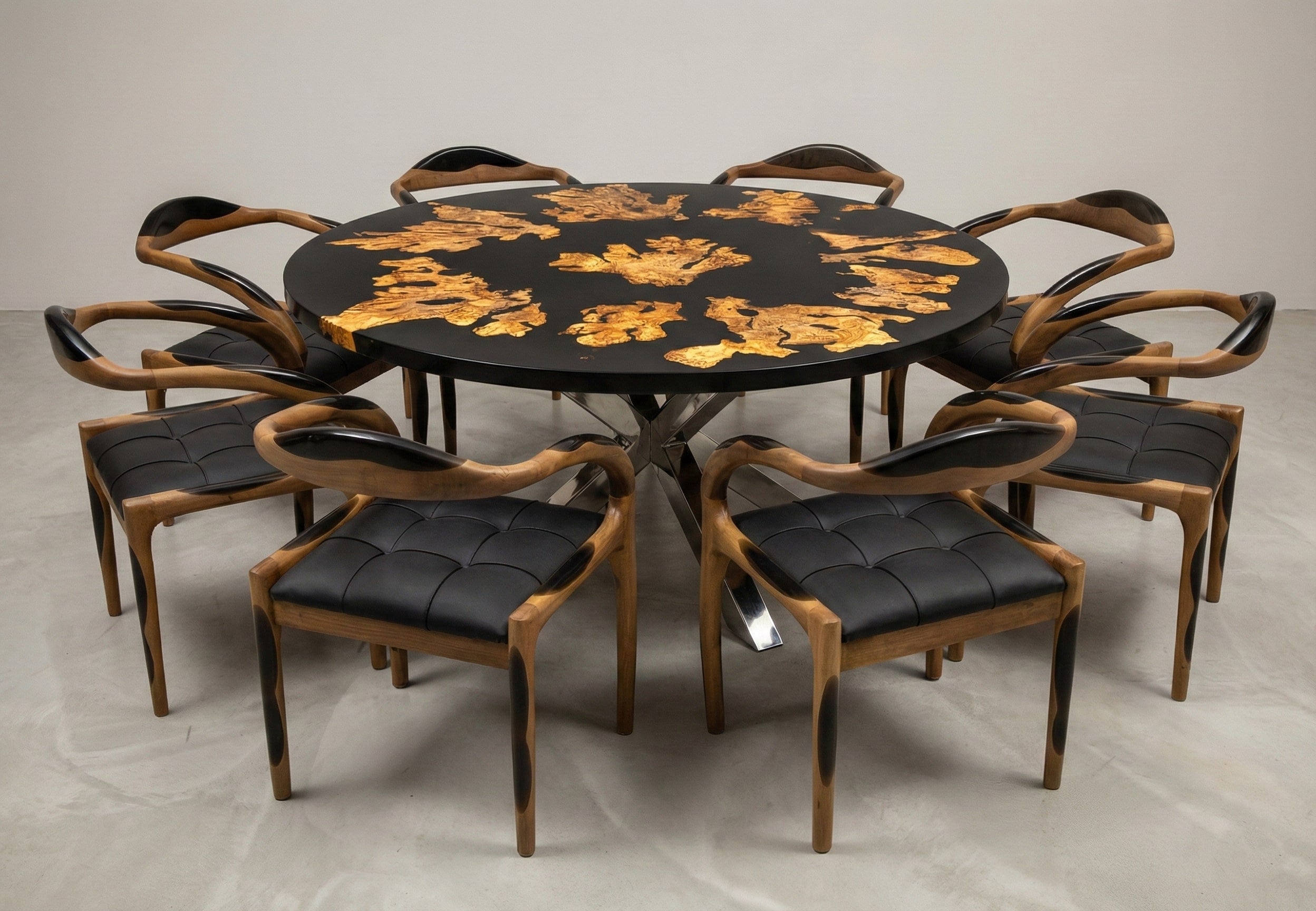 MIDGE ROUND DINING TABLE