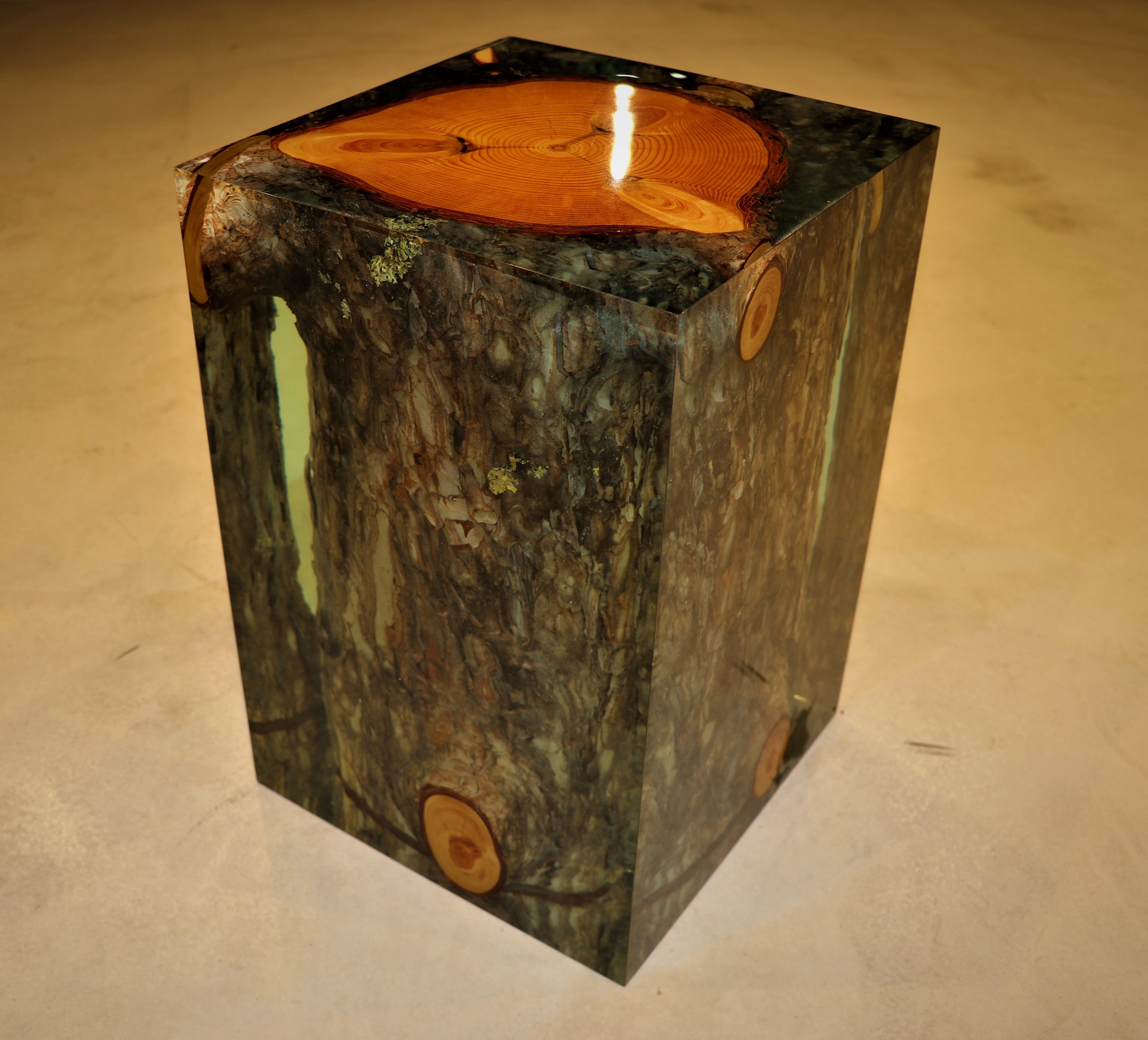 NERI CUBE END TABLE